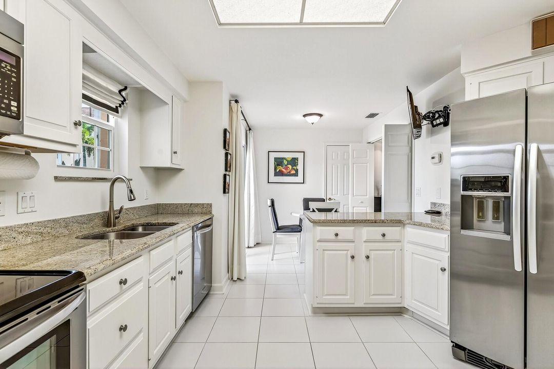 待售: $699,000 (2 贝兹, 3 浴室, 2050 平方英尺)