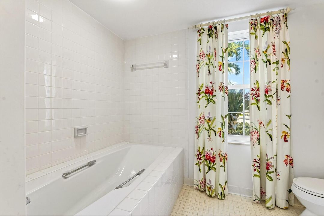 待售: $699,000 (2 贝兹, 3 浴室, 2050 平方英尺)