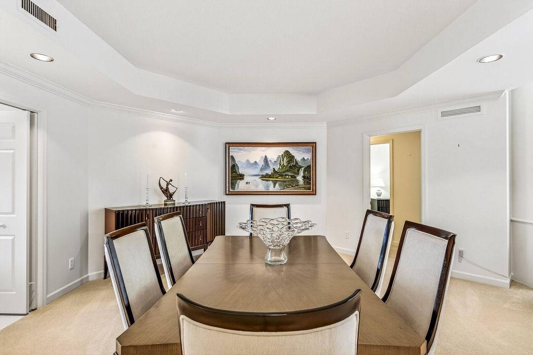 待售: $699,000 (2 贝兹, 3 浴室, 2050 平方英尺)