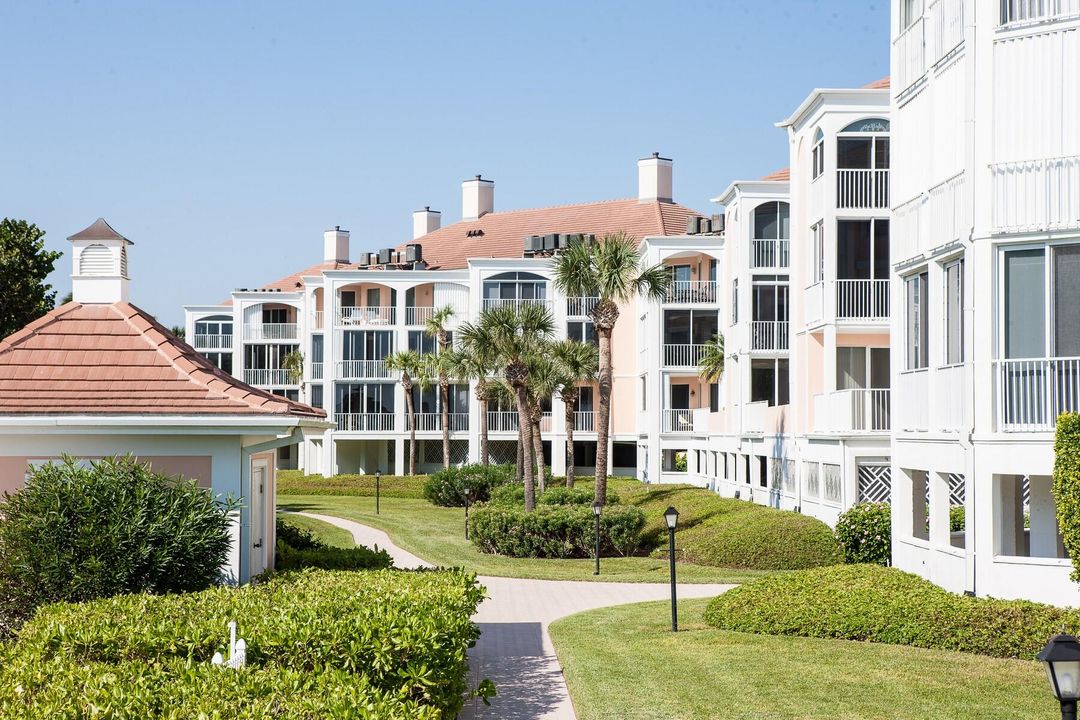 待售: $699,000 (2 贝兹, 3 浴室, 2050 平方英尺)