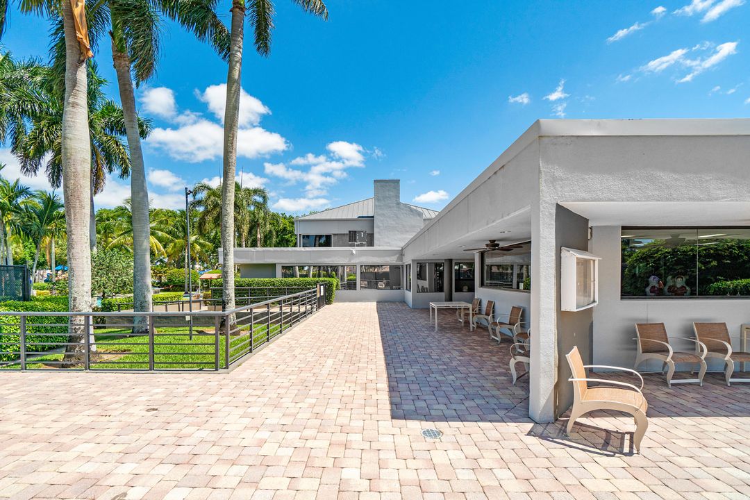 Active With Contract: $1,079,000 (3 beds, 2 baths, 2150 Square Feet)