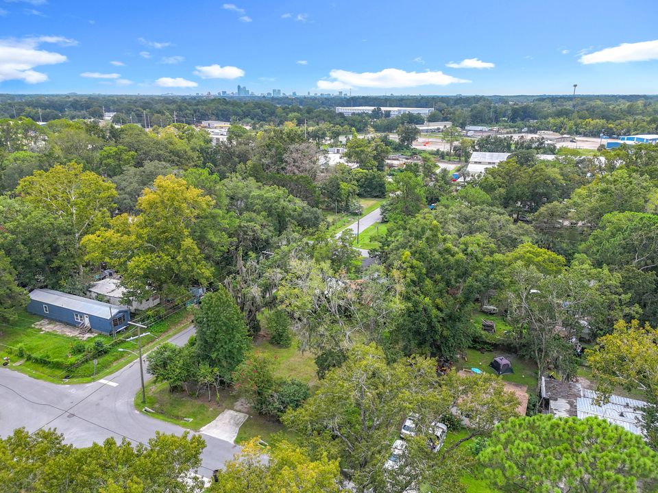 待售: $120,000 (3 贝兹, 1 浴室, 924 平方英尺)