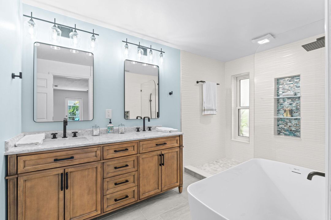 For Sale: $1,499,000 (3 beds, 2 baths, 1776 Square Feet)