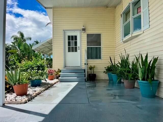 For Sale: $59,999 (3 beds, 2 baths, 1300 Square Feet)