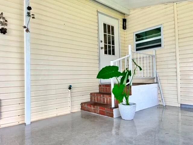 For Sale: $59,999 (3 beds, 2 baths, 1300 Square Feet)