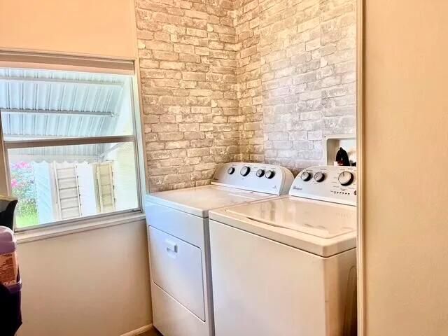 For Sale: $59,999 (3 beds, 2 baths, 1300 Square Feet)