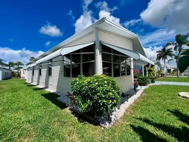 For Sale: $59,999 (3 beds, 2 baths, 1300 Square Feet)