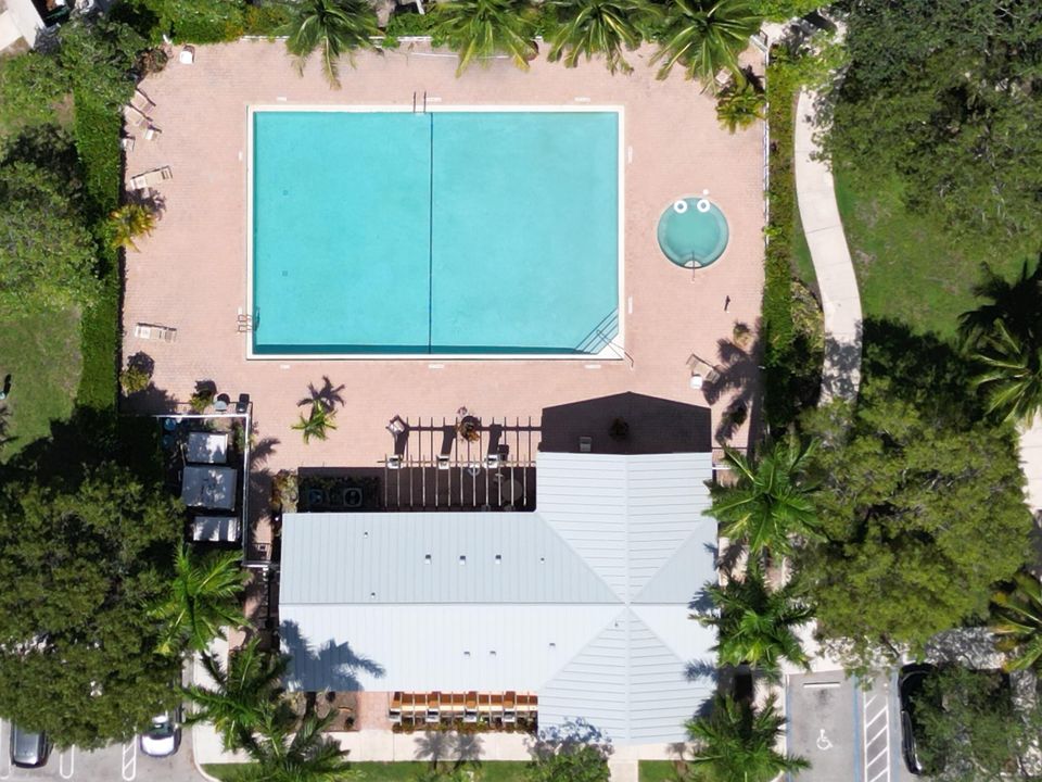 For Sale: $375,000 (4 beds, 3 baths, 1964 Square Feet)