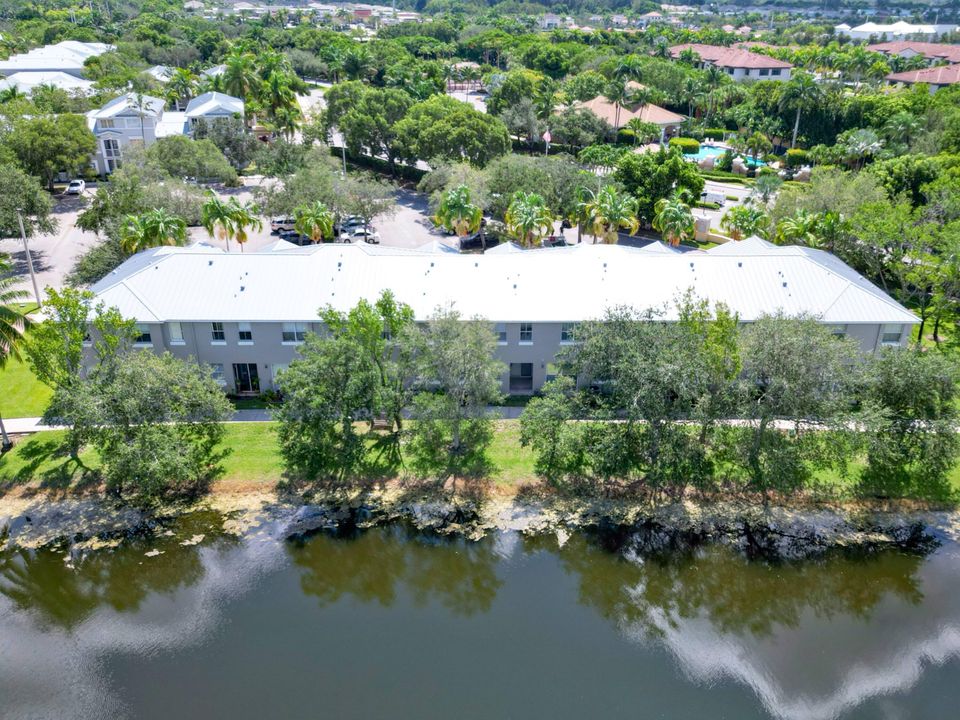 For Sale: $375,000 (4 beds, 3 baths, 1964 Square Feet)