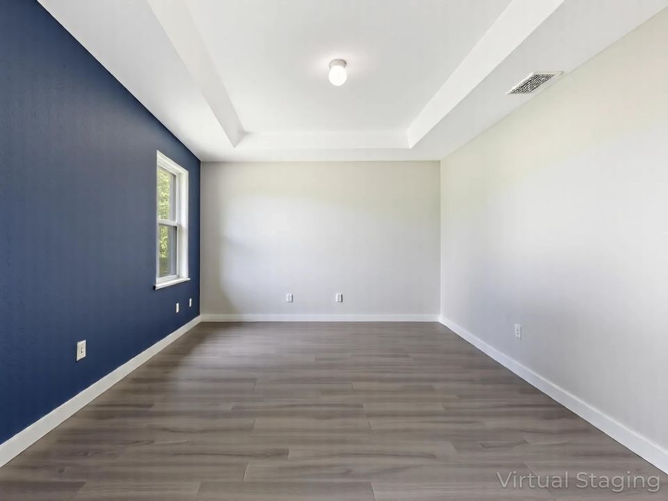 For Sale: $375,000 (4 beds, 3 baths, 1964 Square Feet)