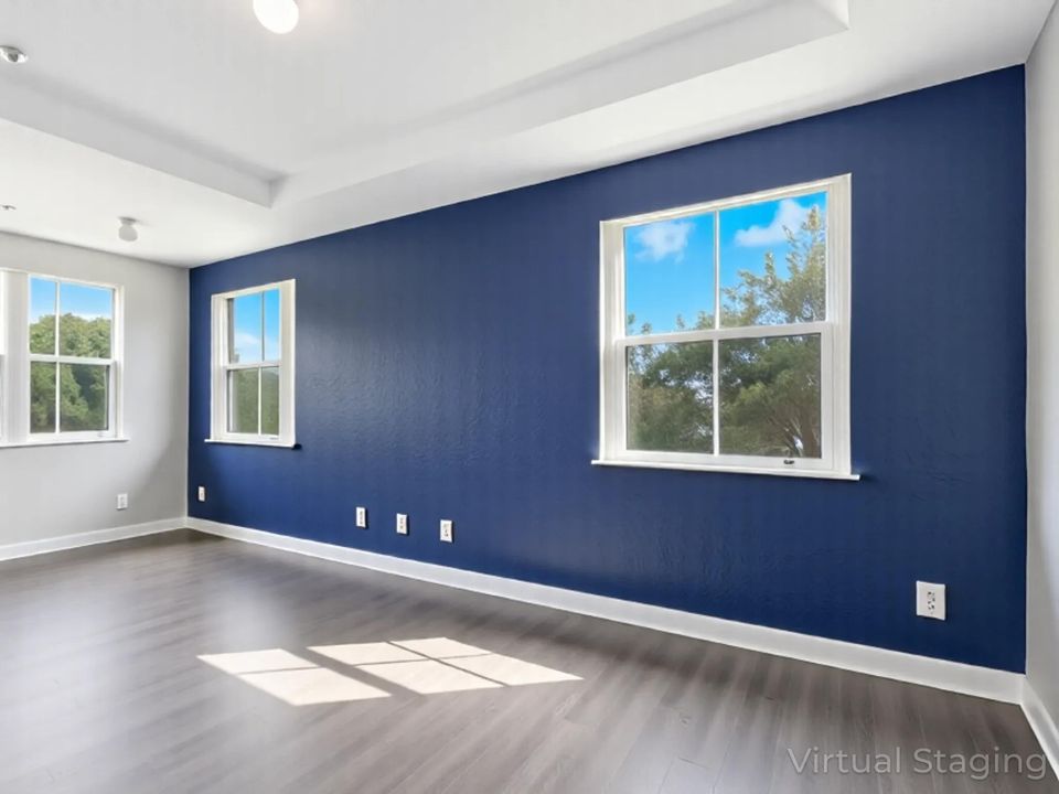 For Sale: $375,000 (4 beds, 3 baths, 1964 Square Feet)