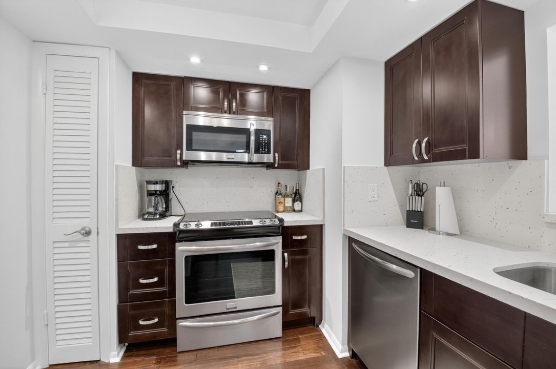 Active With Contract: $8,000 (2 beds, 2 baths, 0 Square Feet)