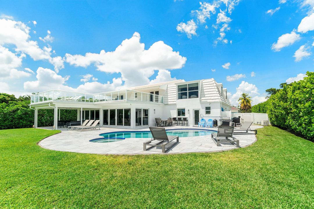 待售: $2,500,000 (5 贝兹, 5 浴室, 4482 平方英尺)