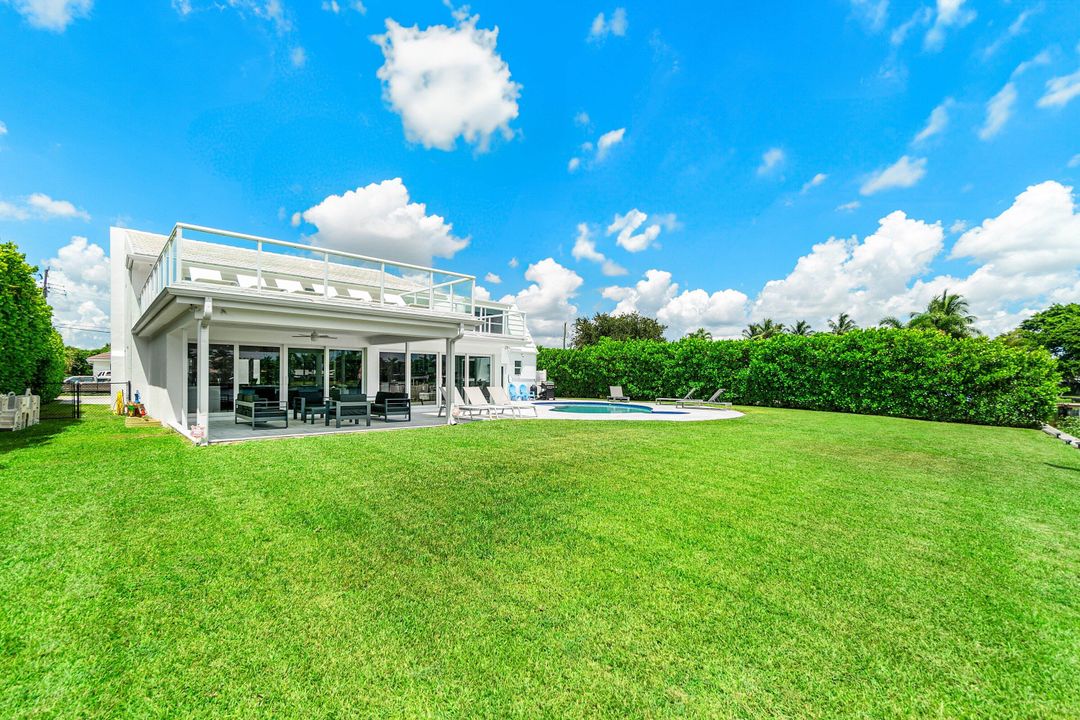 待售: $2,500,000 (5 贝兹, 5 浴室, 4482 平方英尺)