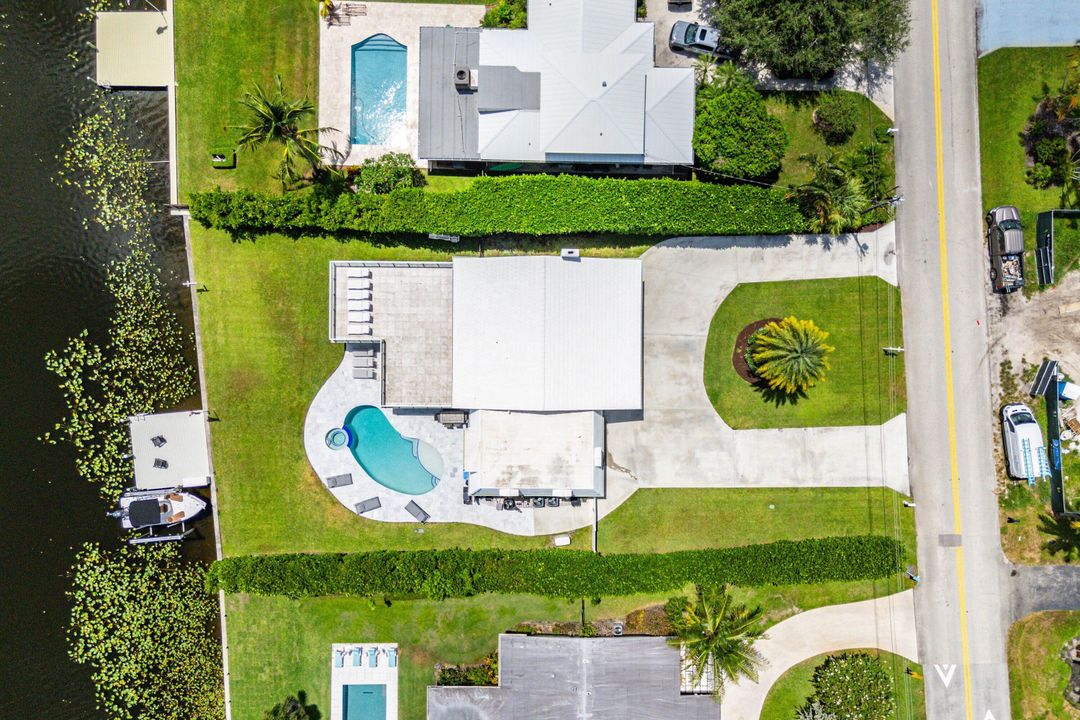 待售: $2,500,000 (5 贝兹, 5 浴室, 4482 平方英尺)