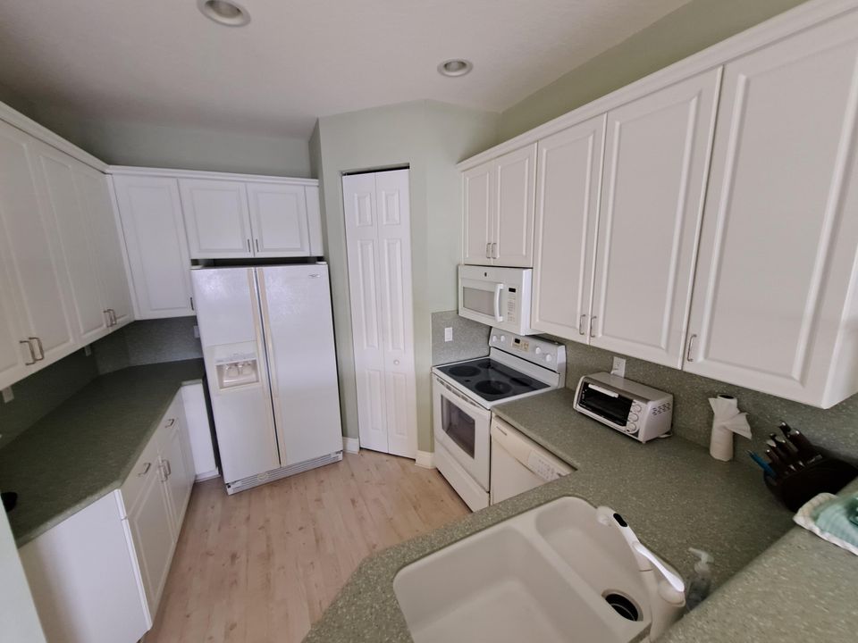 出租: $5,500 (3 贝兹, 2 浴室, 1840 平方英尺)