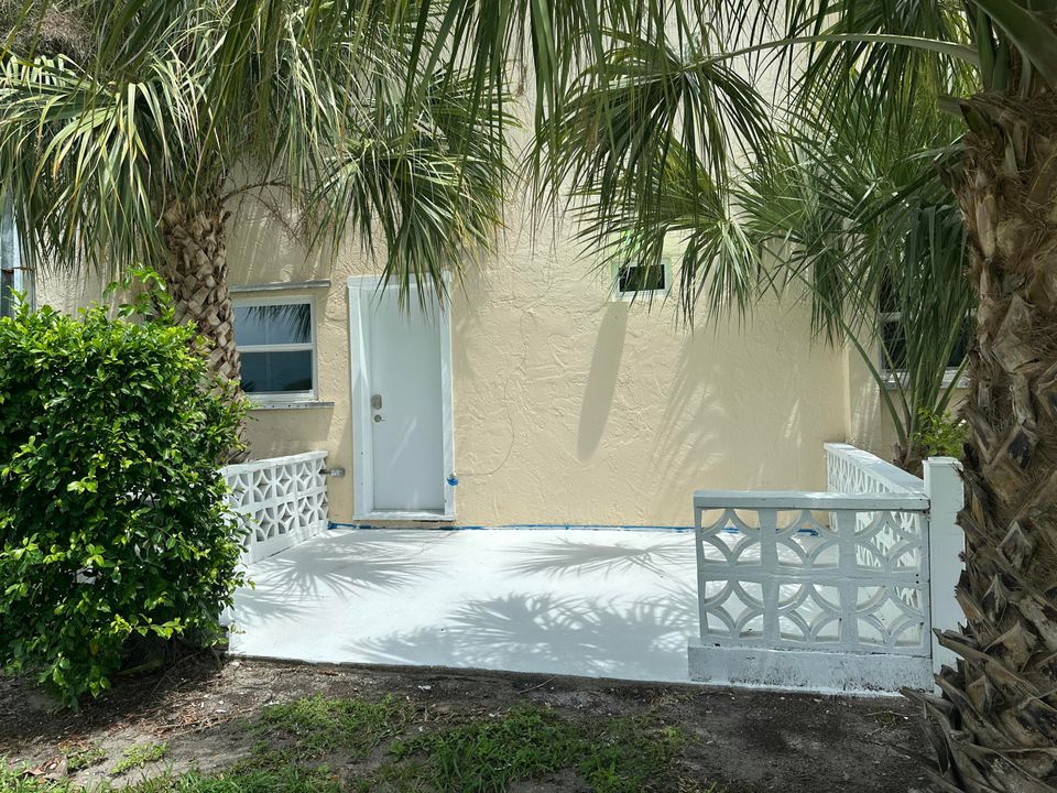 For Sale: $242,000 (2 beds, 2 baths, 1248 Square Feet)