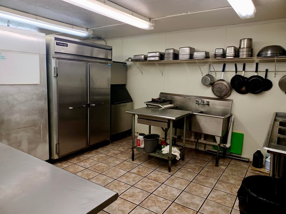 For Sale: $349,900 (0 beds, 0 baths, 2012 Square Feet)