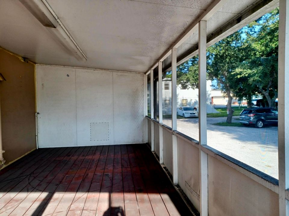 For Sale: $349,900 (0 beds, 0 baths, 2012 Square Feet)