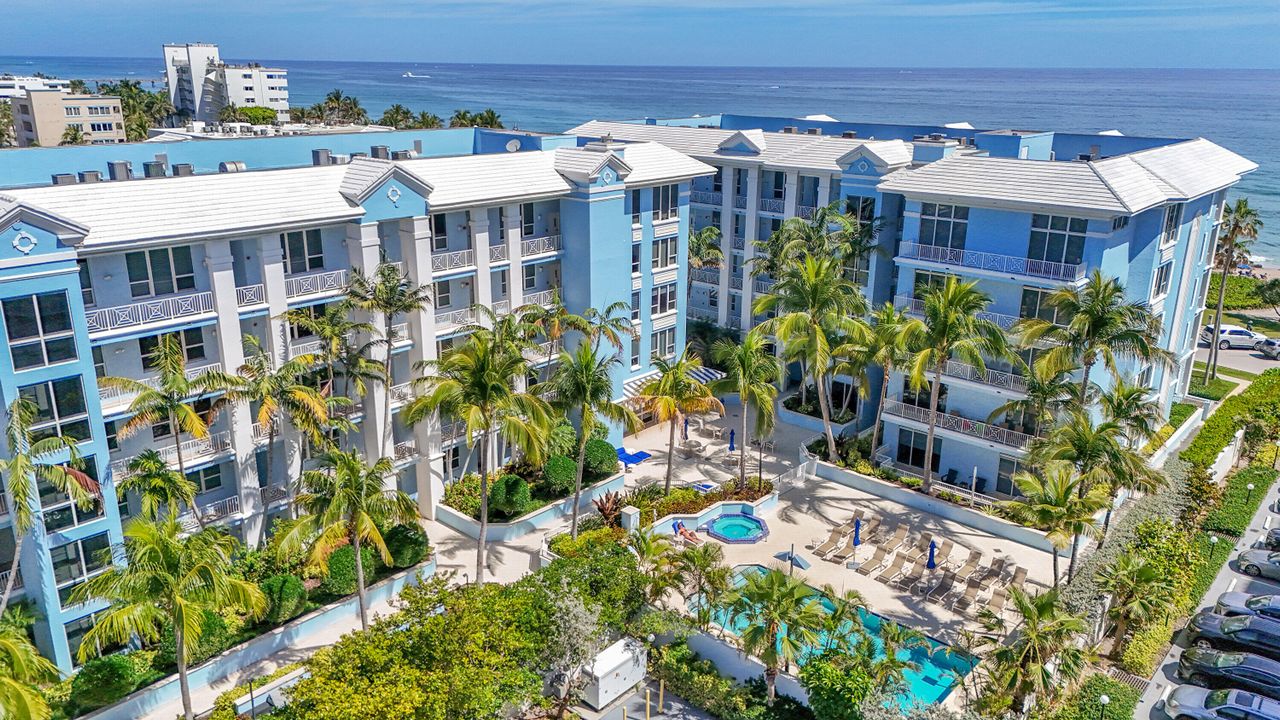 合同活跃: $2,299,000 (3 贝兹, 3 浴室, 2630 平方英尺)