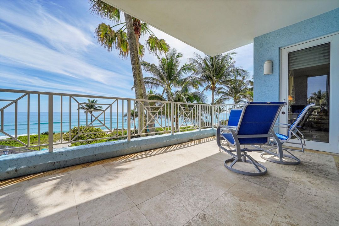 合同活跃: $2,299,000 (3 贝兹, 3 浴室, 2630 平方英尺)