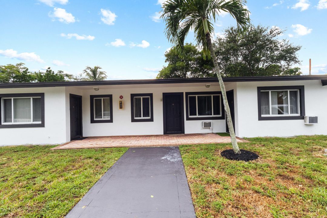 合同活跃: $788,000 (0 贝兹, 0 浴室, 1916 平方英尺)