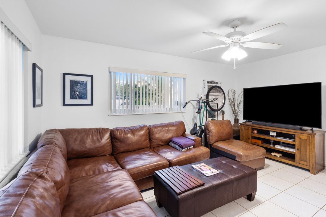 合同活跃: $788,000 (0 贝兹, 0 浴室, 1916 平方英尺)