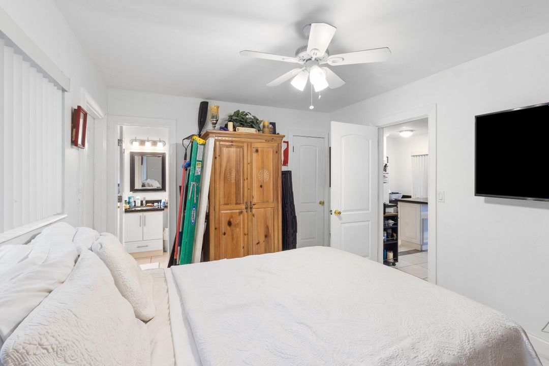 合同活跃: $788,000 (0 贝兹, 0 浴室, 1916 平方英尺)