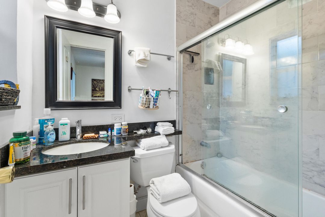 合同活跃: $788,000 (0 贝兹, 0 浴室, 1916 平方英尺)