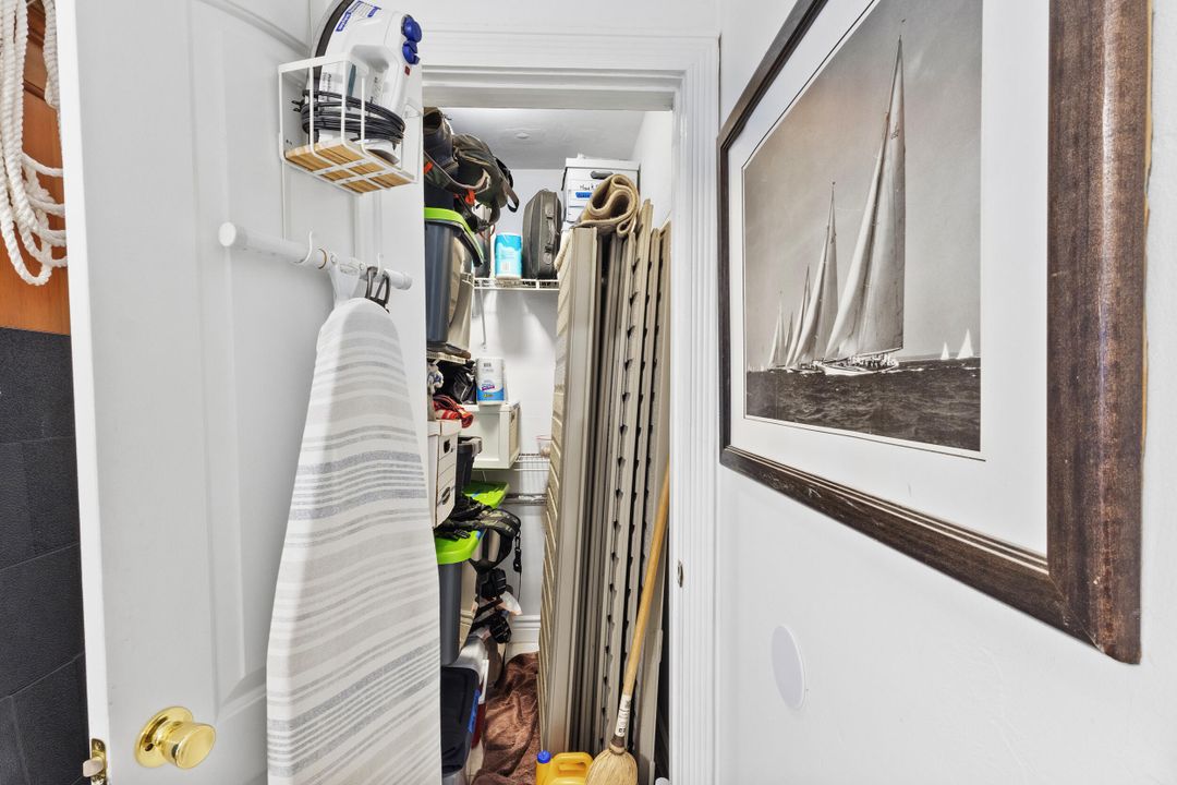 合同活跃: $788,000 (0 贝兹, 0 浴室, 1916 平方英尺)