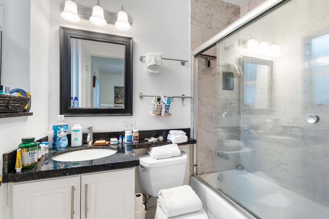 合同活跃: $788,000 (0 贝兹, 0 浴室, 1916 平方英尺)