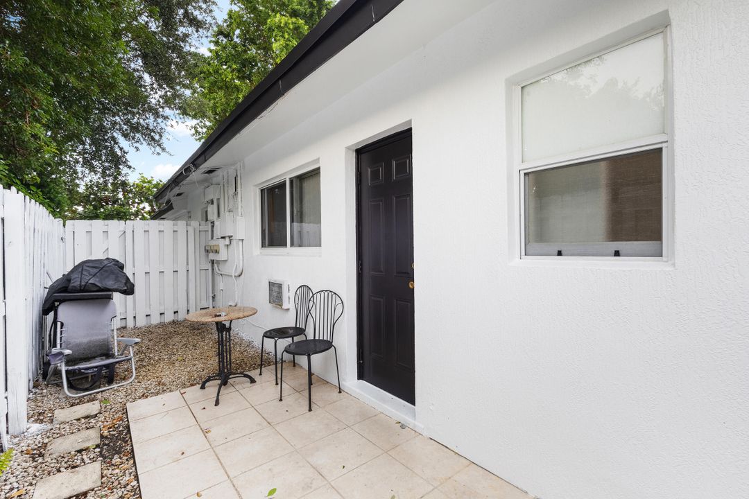 合同活跃: $788,000 (0 贝兹, 0 浴室, 1916 平方英尺)