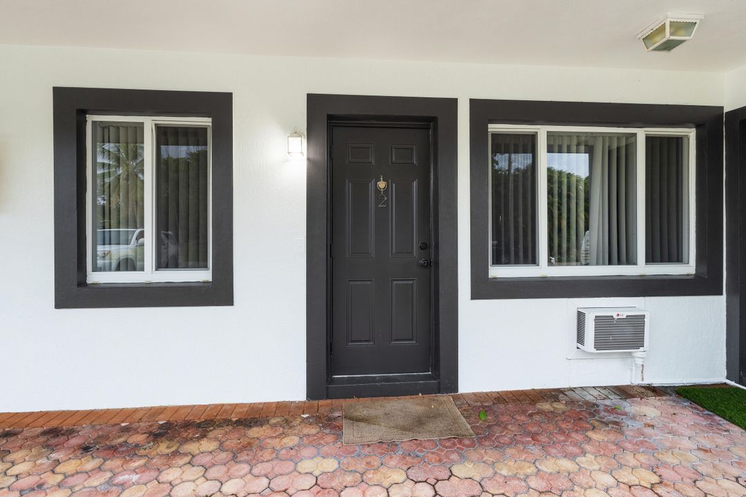 合同活跃: $788,000 (0 贝兹, 0 浴室, 1916 平方英尺)