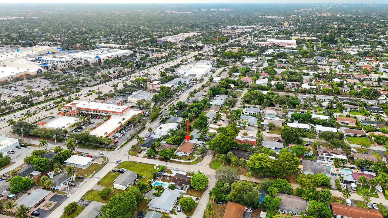 合同活跃: $788,000 (0 贝兹, 0 浴室, 1916 平方英尺)