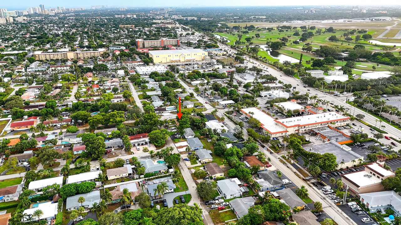 合同活跃: $788,000 (0 贝兹, 0 浴室, 1916 平方英尺)