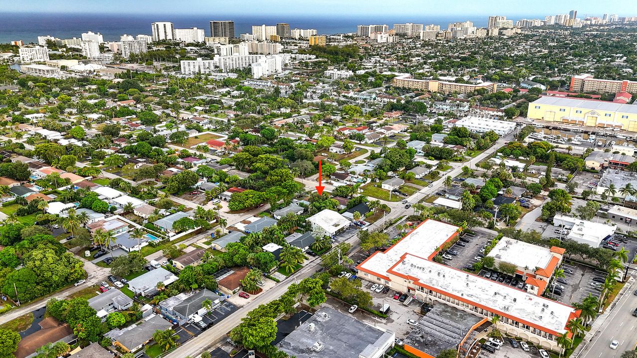 合同活跃: $788,000 (0 贝兹, 0 浴室, 1916 平方英尺)