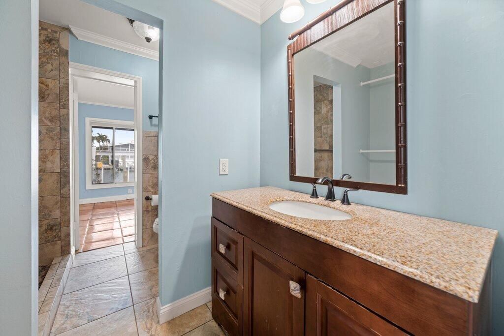 For Rent: $3,500 (2 beds, 2 baths, 1416 Square Feet)