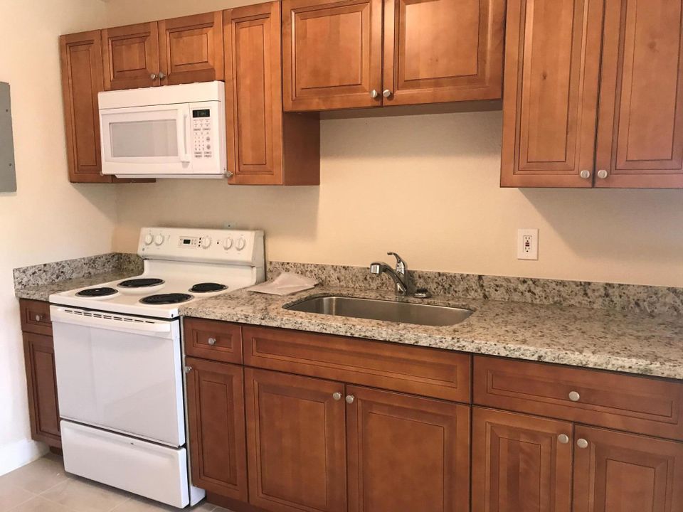 Activo con contrato: $749,000 (0 camas, 0 baños, 2600 Pies cuadrados)