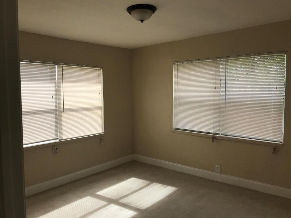 Activo con contrato: $749,000 (0 camas, 0 baños, 2600 Pies cuadrados)