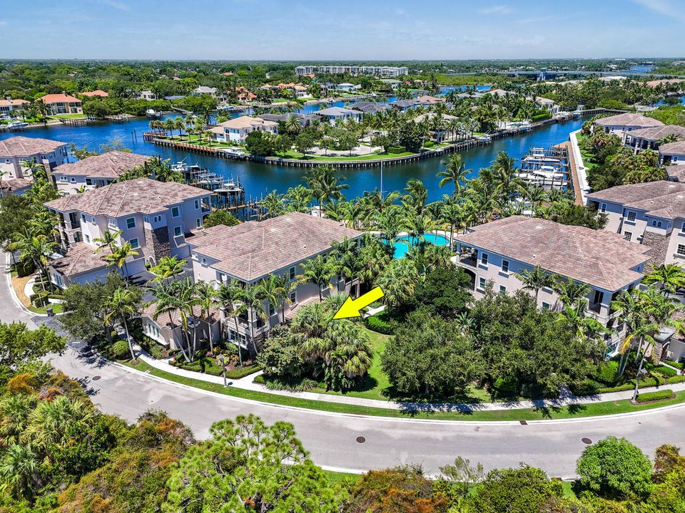 En Venta: $2,195,000 (3 camas, 2 baños, 1920 Pies cuadrados)