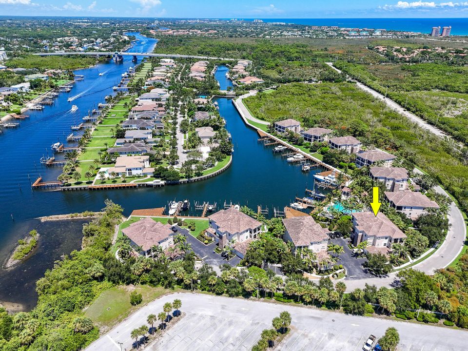 En Venta: $2,195,000 (3 camas, 2 baños, 1920 Pies cuadrados)