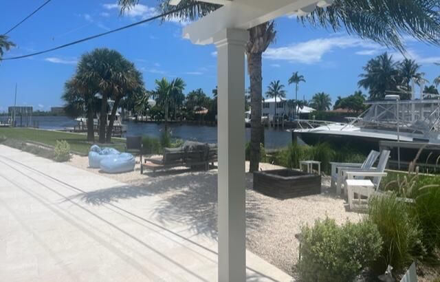 For Rent: $25,000 (3 beds, 3 baths, 2038 Square Feet)