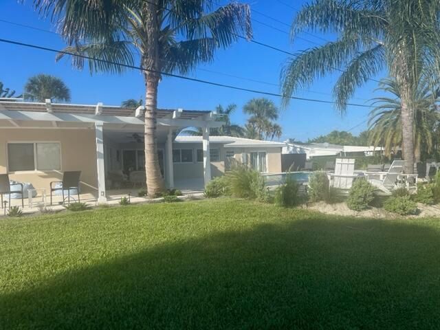 For Rent: $25,000 (3 beds, 3 baths, 2038 Square Feet)