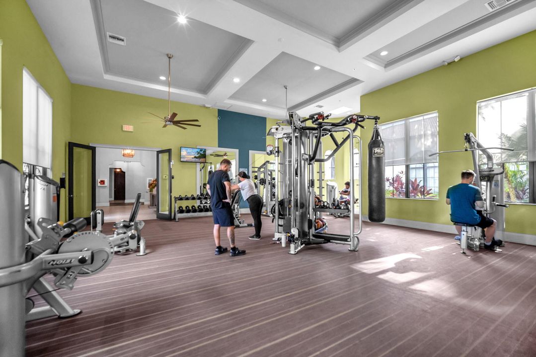 For Sale: $925,000 (5 beds, 3 baths, 3522 Square Feet)