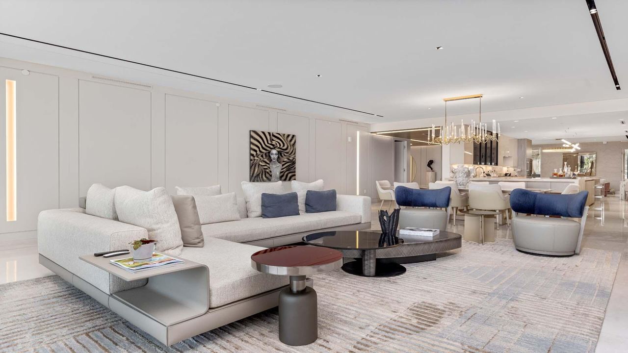 For Sale: $11,995,000 (3 beds, 3 baths, 4236 Square Feet)