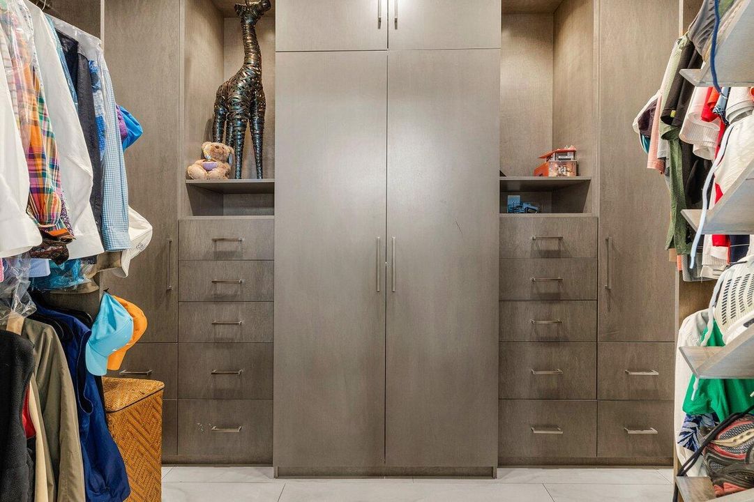 待售: $2,499,000 (3 贝兹, 4 浴室, 4100 平方英尺)