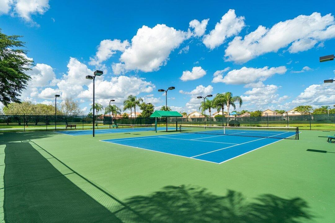 待售: $2,499,000 (3 贝兹, 4 浴室, 4100 平方英尺)