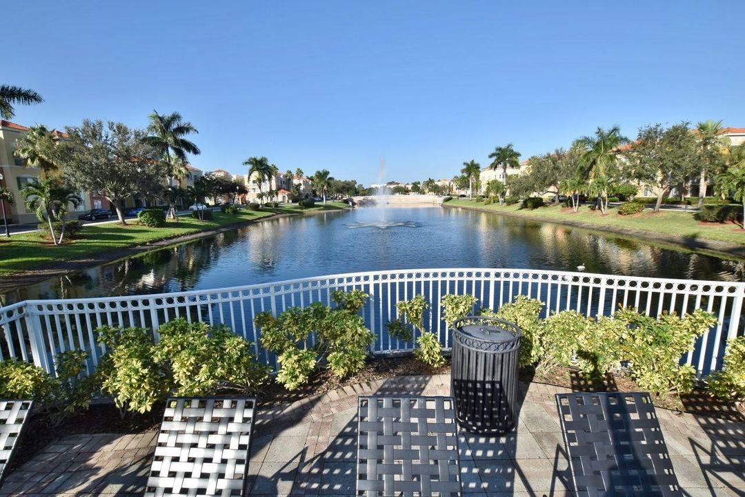 В аренду: $1,900 (1 спален, 1 ванн, 815 Квадратных фут)