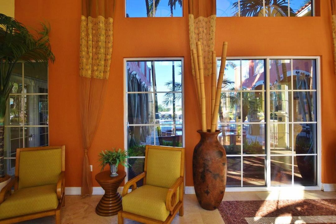 В аренду: $1,900 (1 спален, 1 ванн, 815 Квадратных фут)