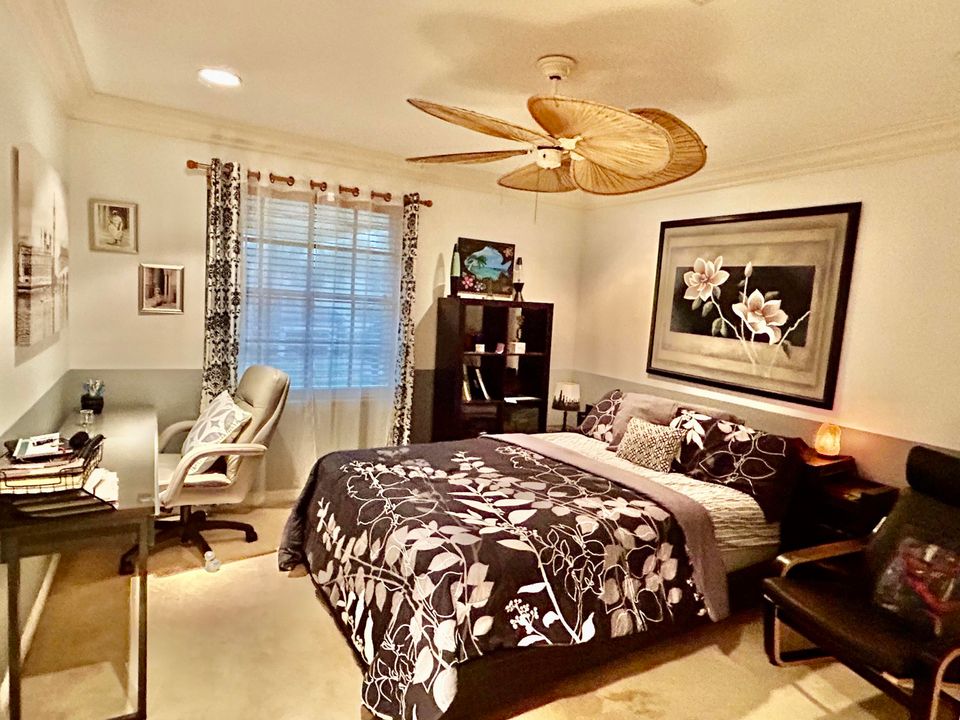 Active With Contract: $775,000 (5 beds, 5 baths, 3366 Square Feet)